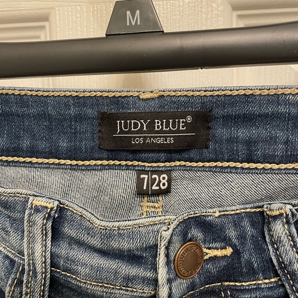 Judy Blue Janette Camo Patch Skinny Fit Distressed Jeans Size 28 - Picture 4 of 7